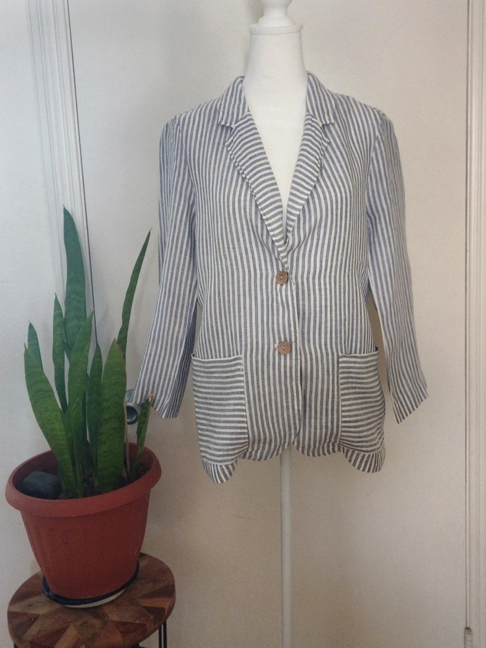 Tahari Gray and White Striped Blazer